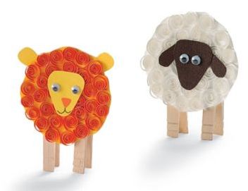 игрушки на прищепках: лев и овца